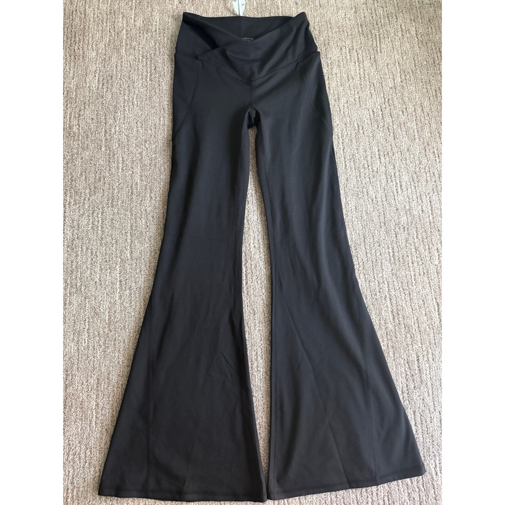 Fabletics PureLuxe High-Waisted Crossover Flare Leggings Black Size S NWT